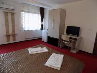 Гостевой дом Casa Tiky Тимишоара Двухместный номер с 1 кроватью и собственной ванной комнатой-2